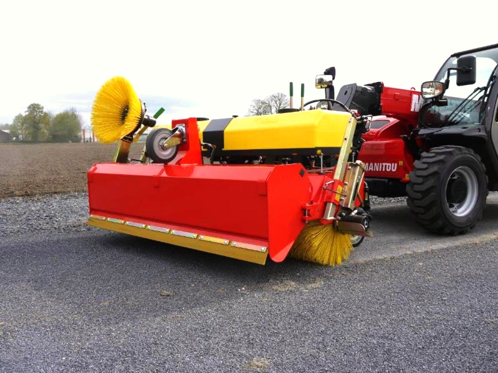 Anbaukehrmaschine | Kehrmaschine K600