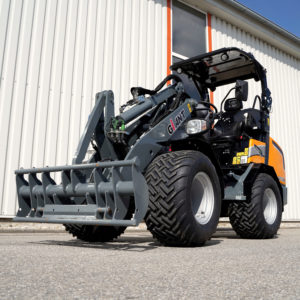 Radlader | Hoflader | Kompaktlader GiANT_G2700