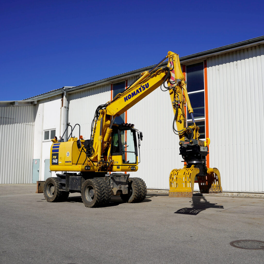 Komatsu PW148 - Mobilbagger - Bagger - Bagger mieten