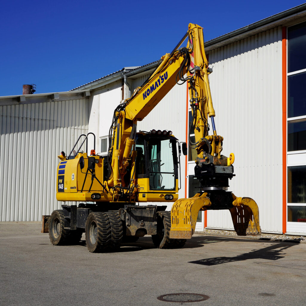 Komatsu PW148 - Mobilbagger - Bagger - Bagger mieten