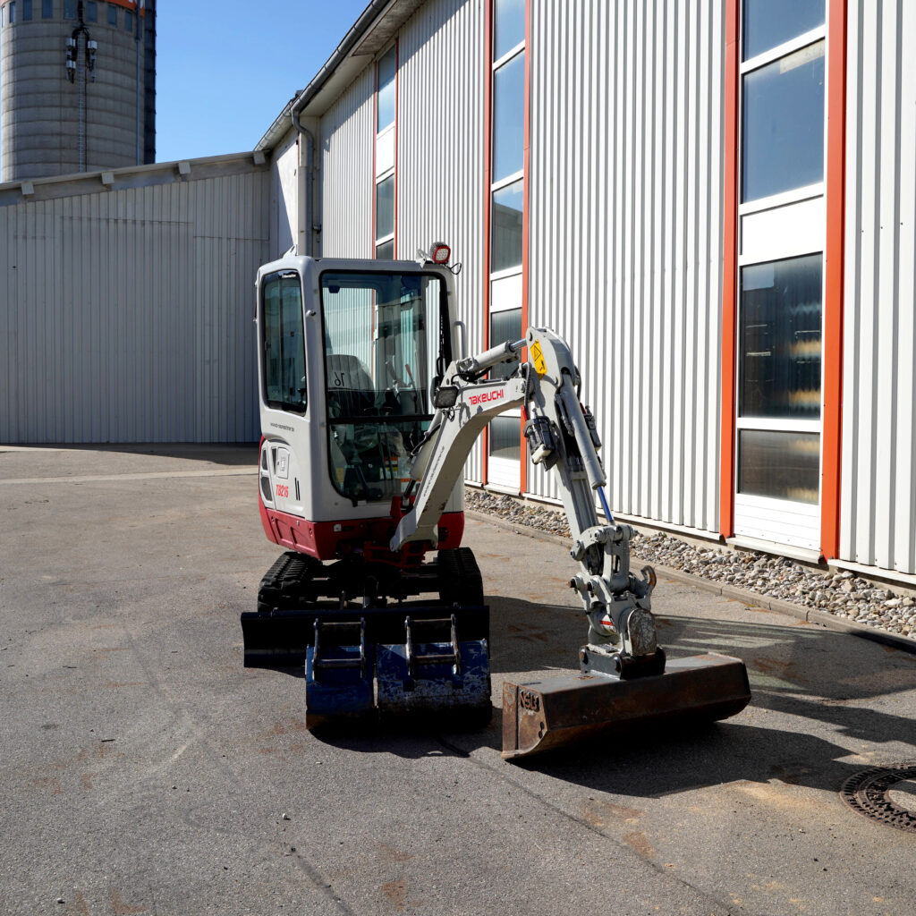 Minibagger mieten Takeuchi_TB216