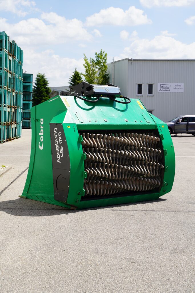 Schaufelseparator für Bagger und Radlader | Sieblöffel grün